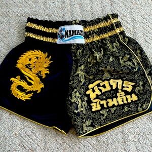 NamZu FOIL MUAY THAI BOXING SHORTS /GOLD/BLACK